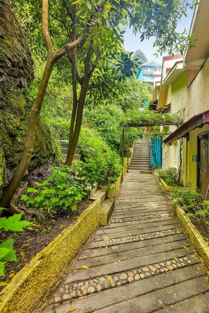 Club Mahindra Mussoorie Hotel Bagian luar foto