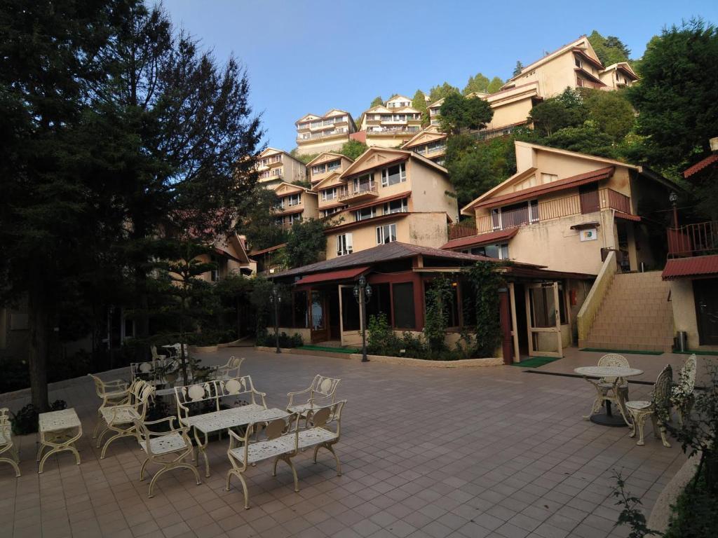 Club Mahindra Mussoorie Hotel Bagian luar foto
