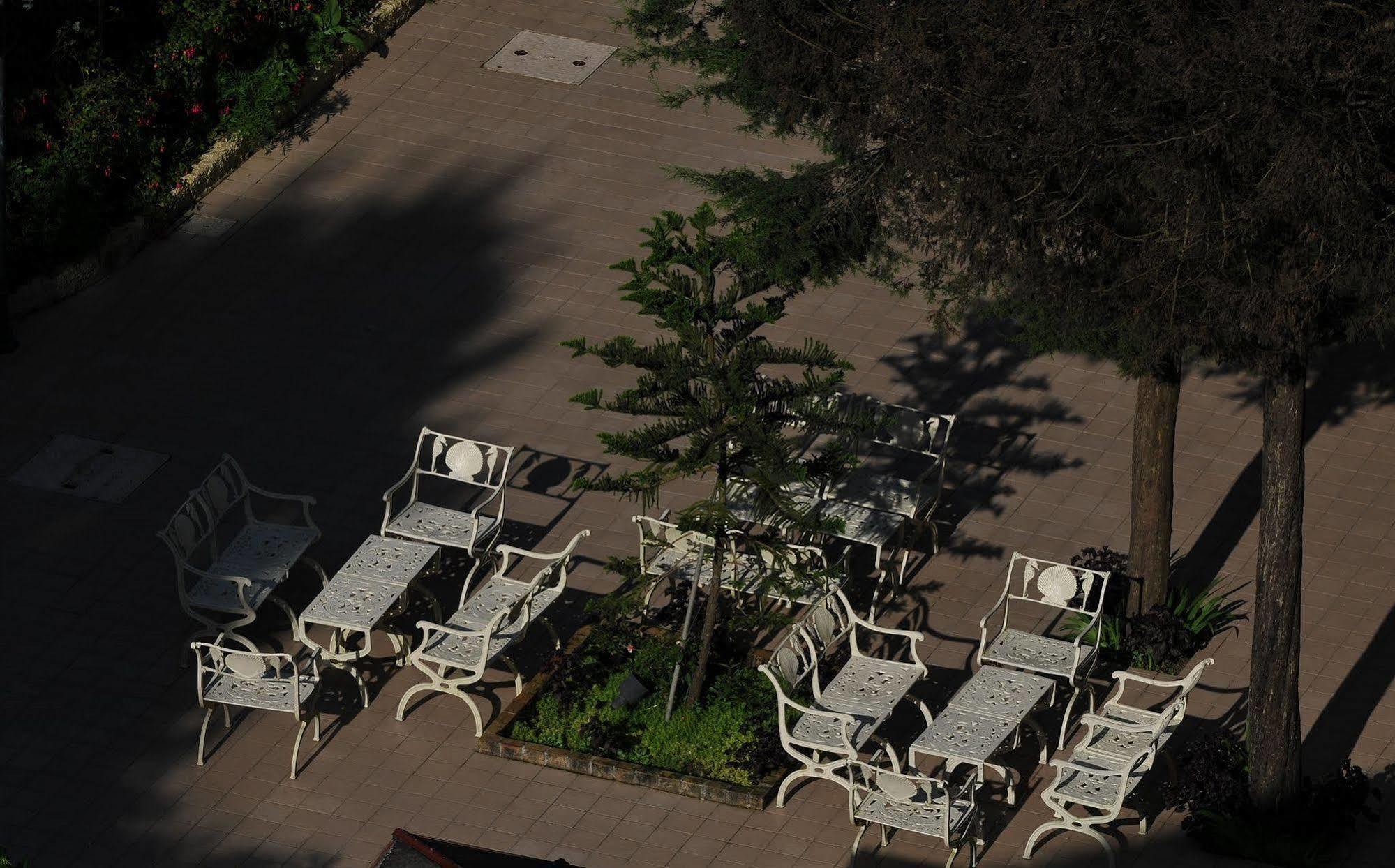 Club Mahindra Mussoorie Hotel Bagian luar foto