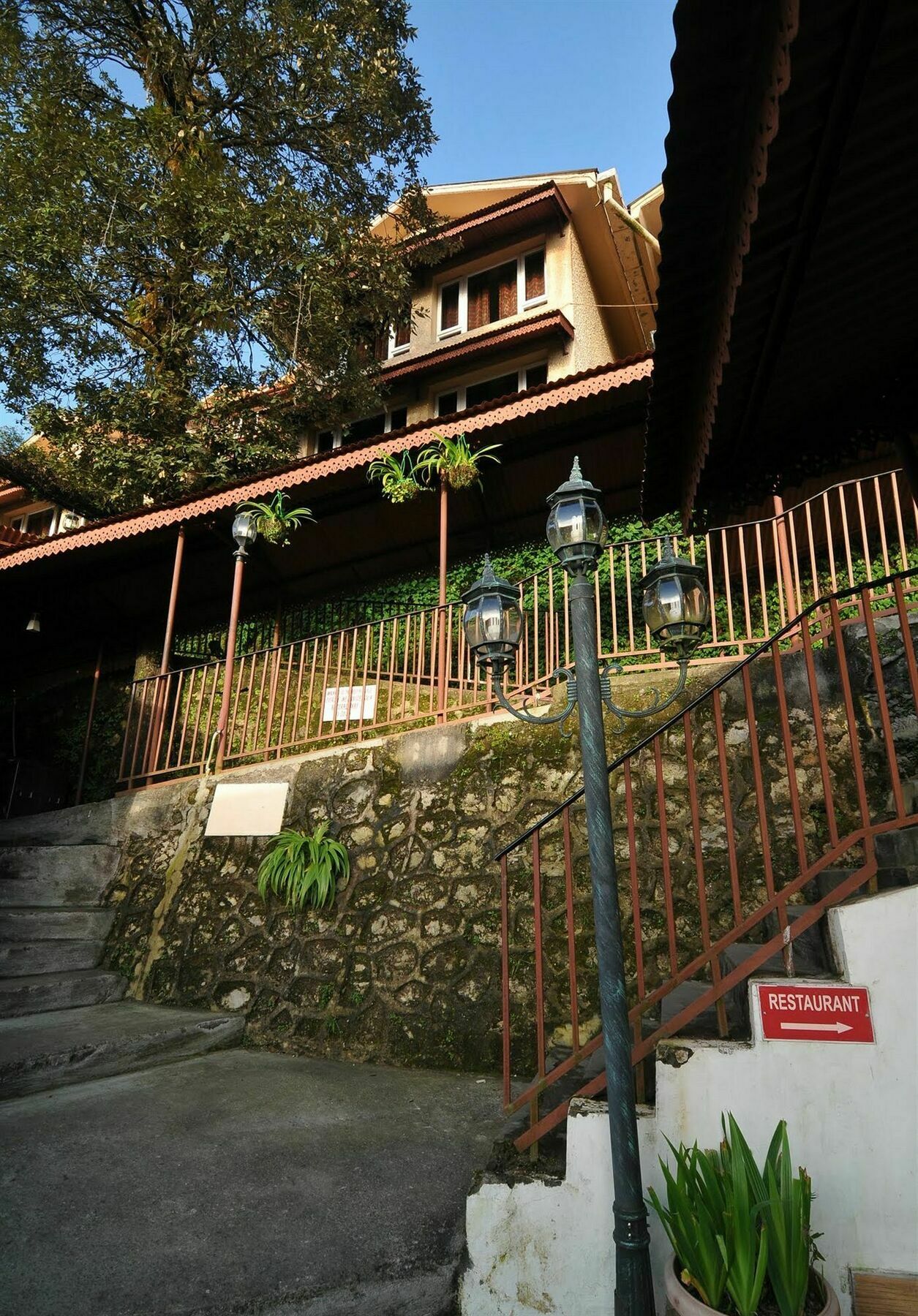 Club Mahindra Mussoorie Hotel Bagian luar foto